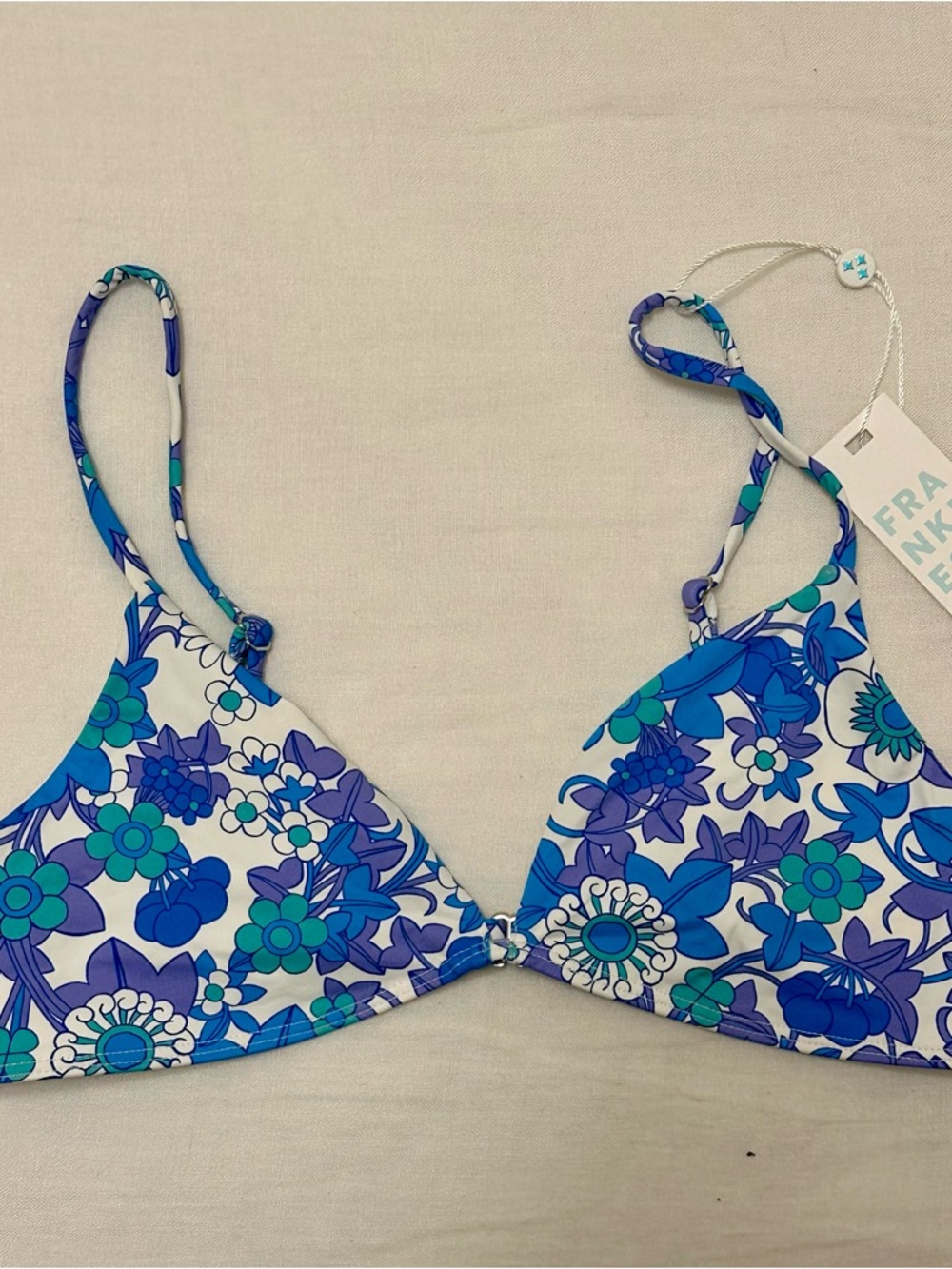 Frankie's Bikinis fracncesca White Floral print Swim Top size small NWT